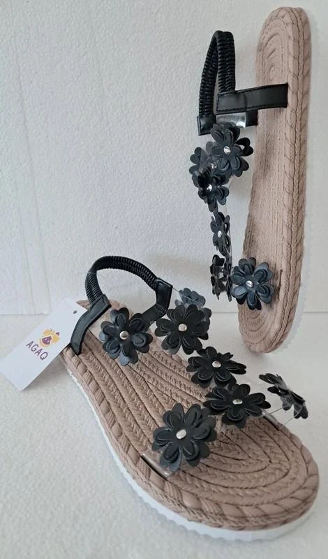 Sandales romantiques ornées de fleurs noir - Taille 41